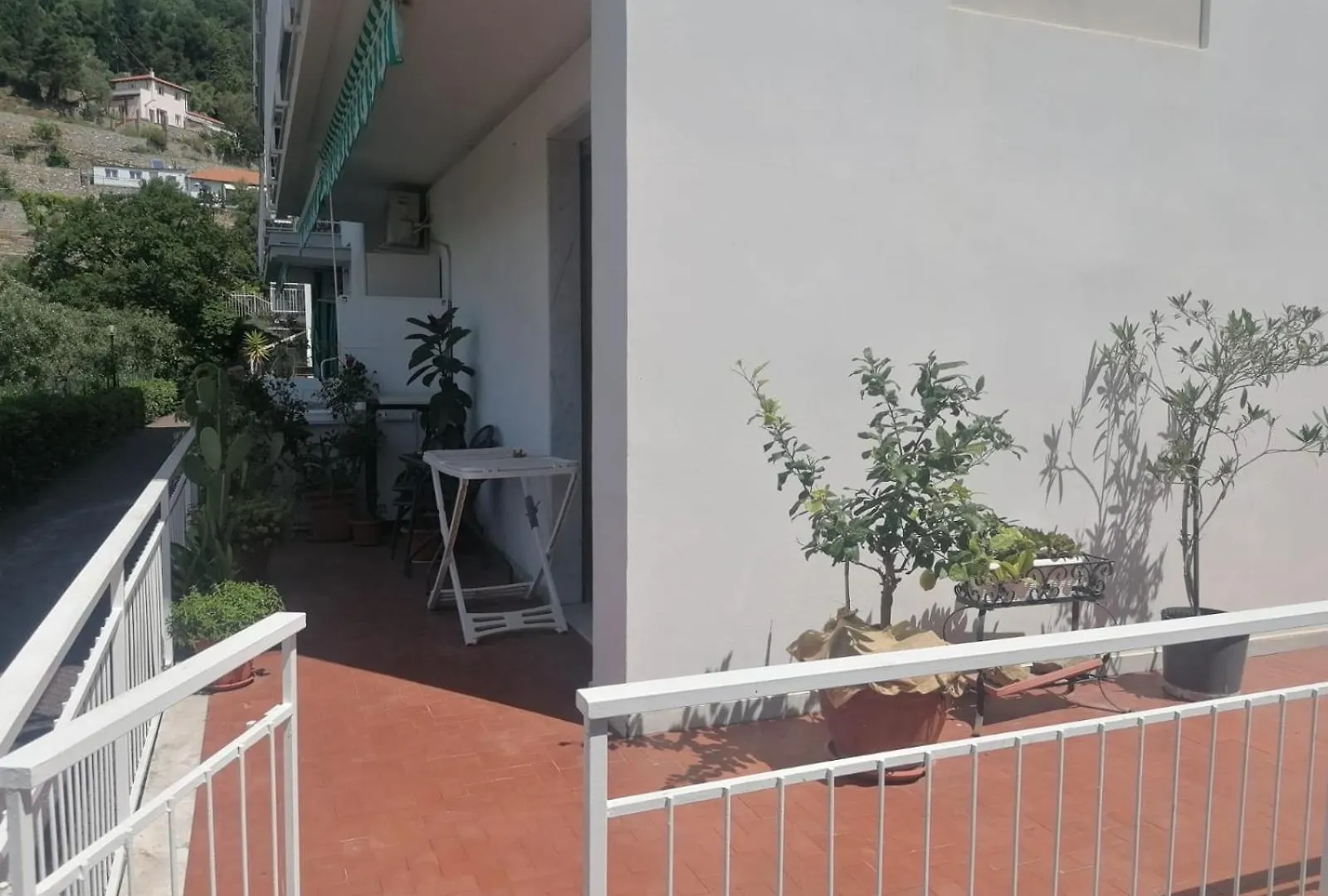 B&B Alassio Camere Private Con Cucina Bagno E Terrazza Condivisa Colazione Su Richiesta 0*,