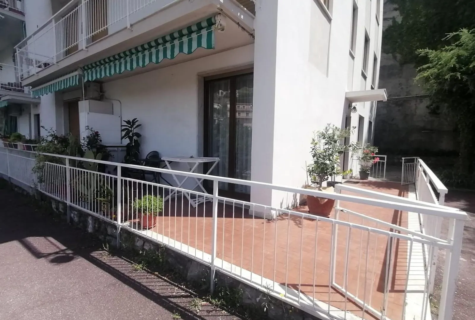 B&B Alassio Camere Private Con Cucina Bagno E Terrazza Condivisa Colazione Su Richiesta 이탈리아