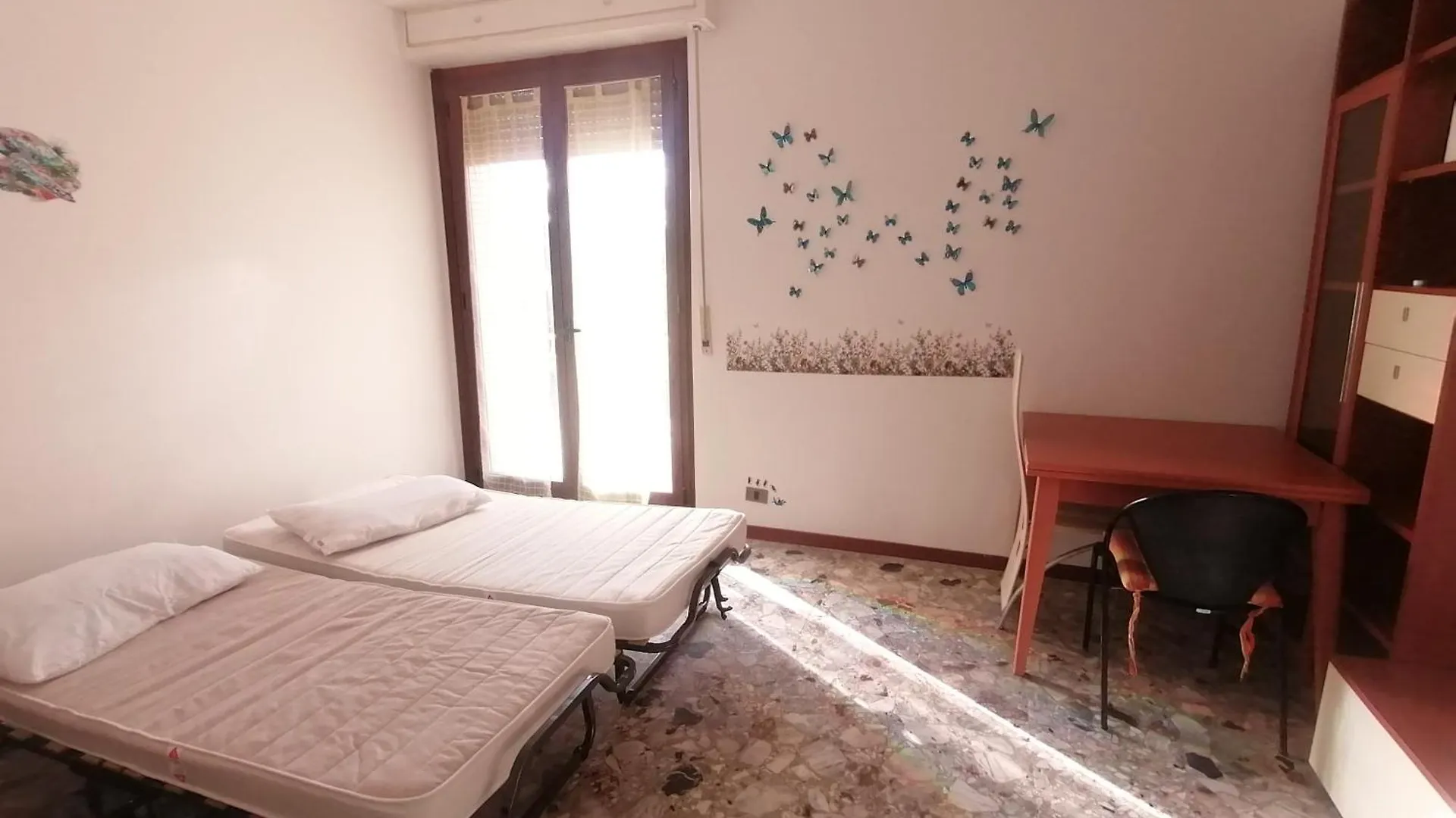 B&B Alassio Camere Private Con Cucina Bagno E Terrazza Condivisa Colazione Su Richiesta