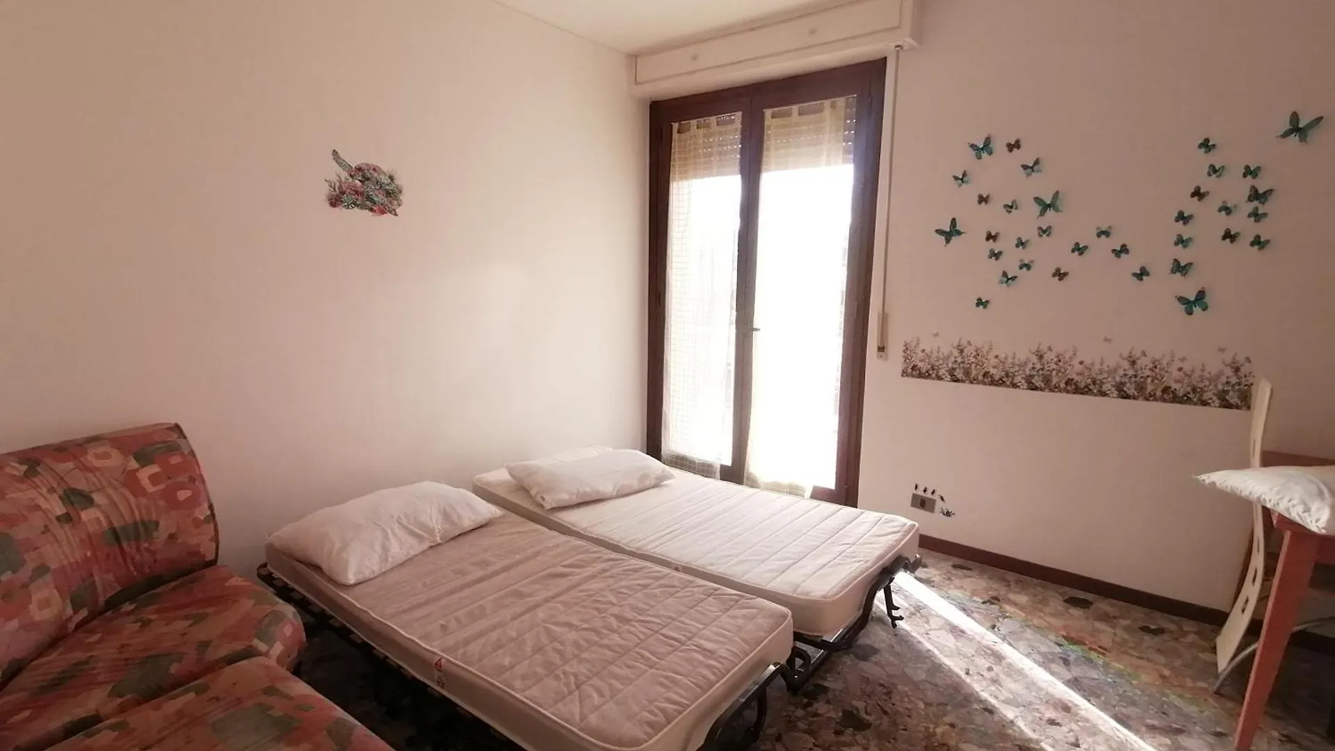 B&B Alassio Camere Private Con Cucina Bagno E Terrazza Condivisa Colazione Su Richiesta