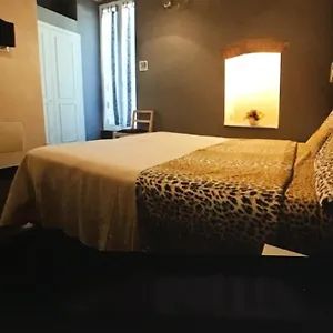 2* Bed & Breakfast Maddalena