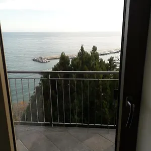  Bed & Breakfast Nido Sul Mare
